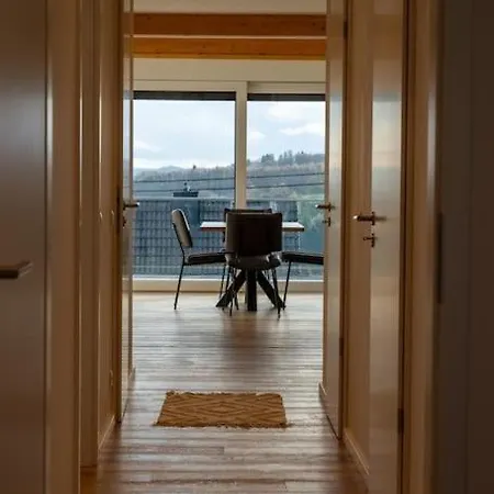 Апартаменты Luxurioese Penthousewohnung Mit Fernblick Und Vielen Wanderwegen *