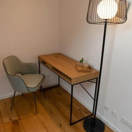 Luxurioese Penthousewohnung Mit Fernblick Und Vielen Wanderwegen * Melsbach