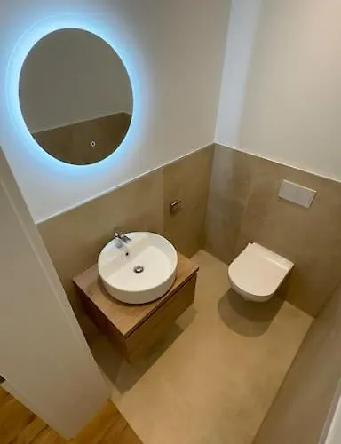 Luxurioese Penthousewohnung Mit Fernblick Und Vielen Wanderwegen *