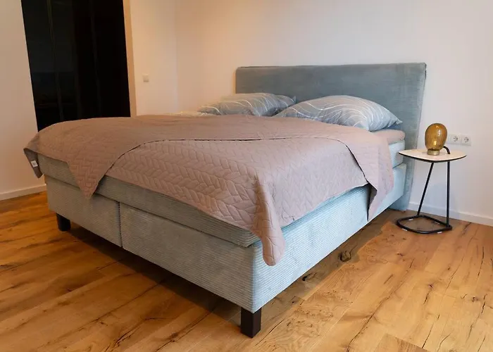 Luxurioese Penthousewohnung Mit Fernblick Und Vielen Wanderwegen Melsbach