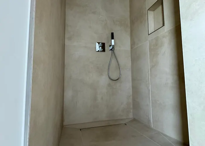 Luxurioese Penthousewohnung Mit Fernblick Und Vielen Wanderwegen דירה *